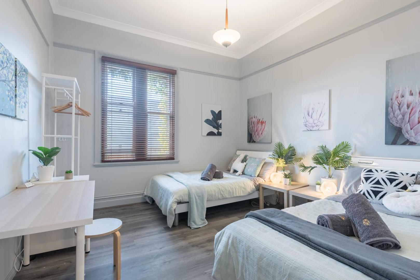 Boutique Private Rm situated in the heart of Burwood 3 – ROOM ONLY